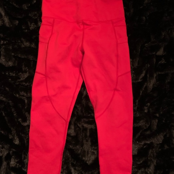 Zyia Red Capri Legging - Never Worn - Pockets - Size 4 - Picture 6 of 9